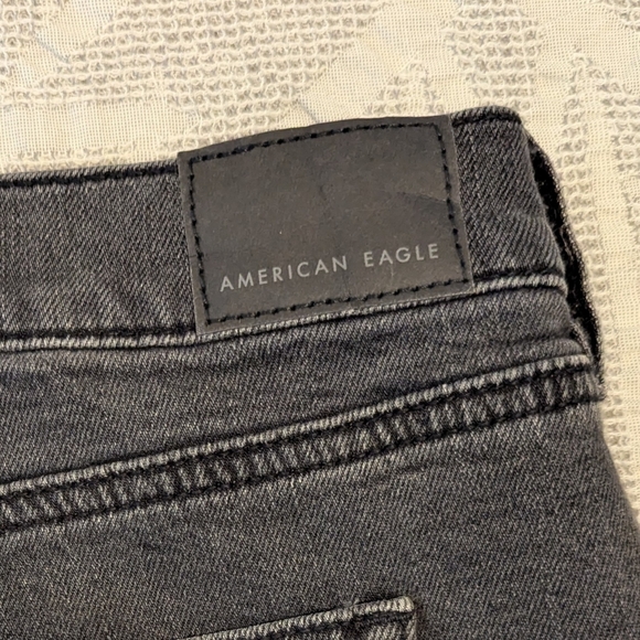 American Eagle Black Strigid High-Waisted Stovepipe Jean - New With Tags - Picture 6 of 9
